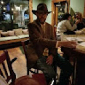 Meet your Posher, Thomas